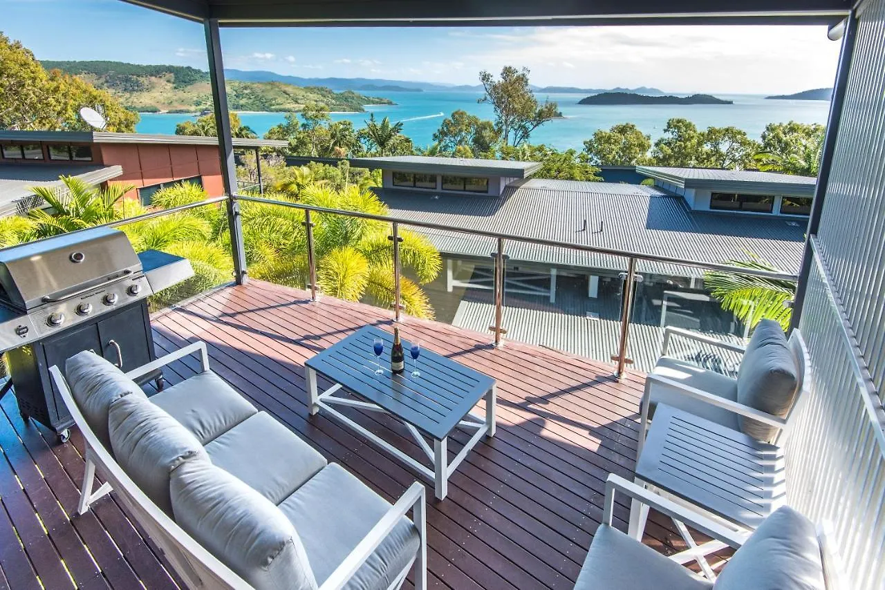 *** Aparthotel Pinnacle Apartments Hamilton Island Australia
