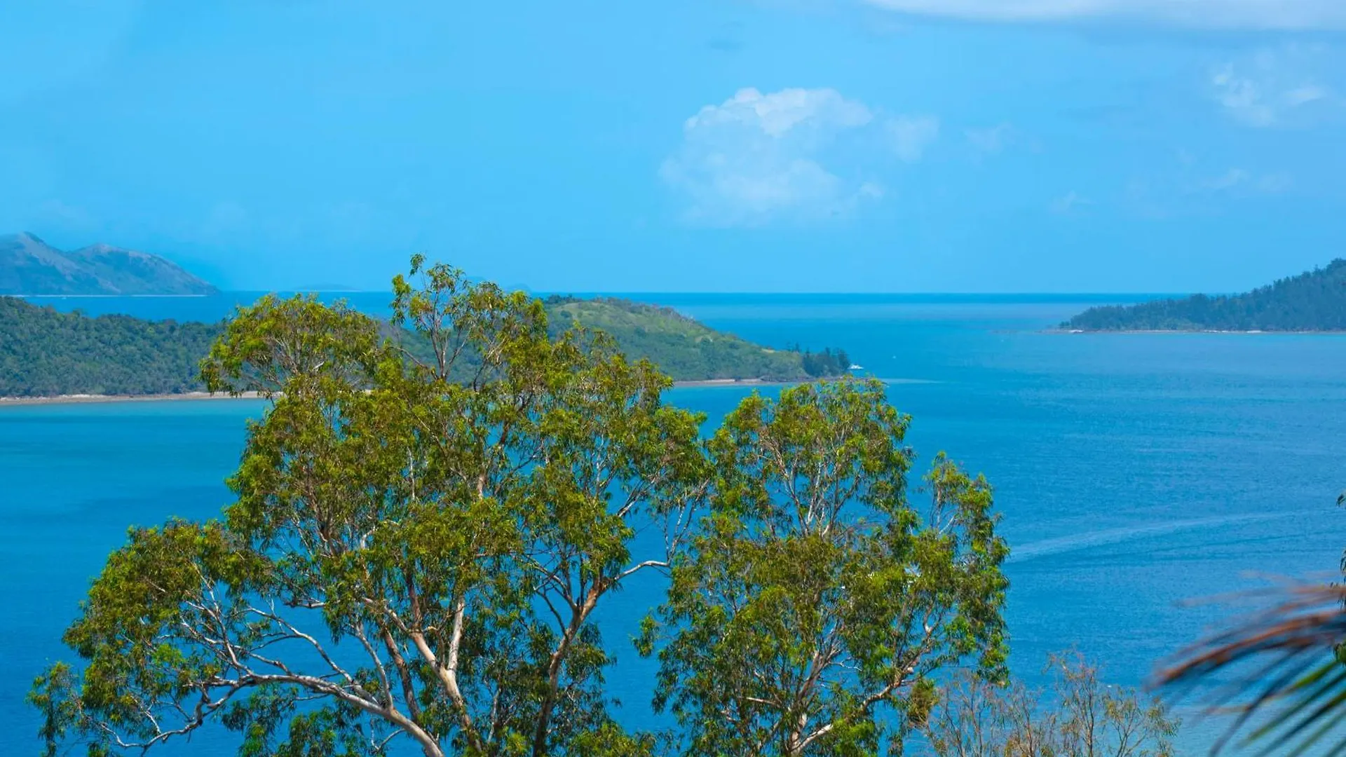 Pinnacle Apartments Hamilton Island 3*,