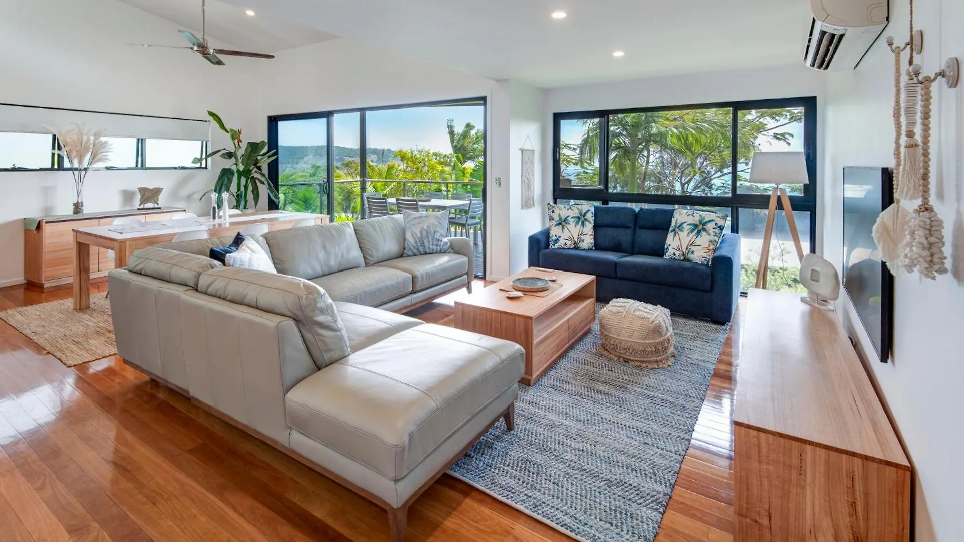 Pinnacle Apartments Hamilton Island Aparthotel