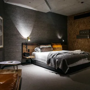 Ovolo Nishi Hotel Canberra