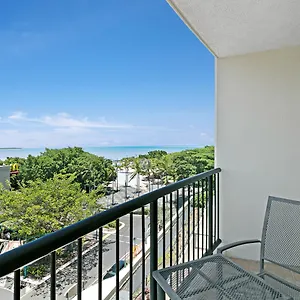 Mantra Esplanade Hotel Cairns