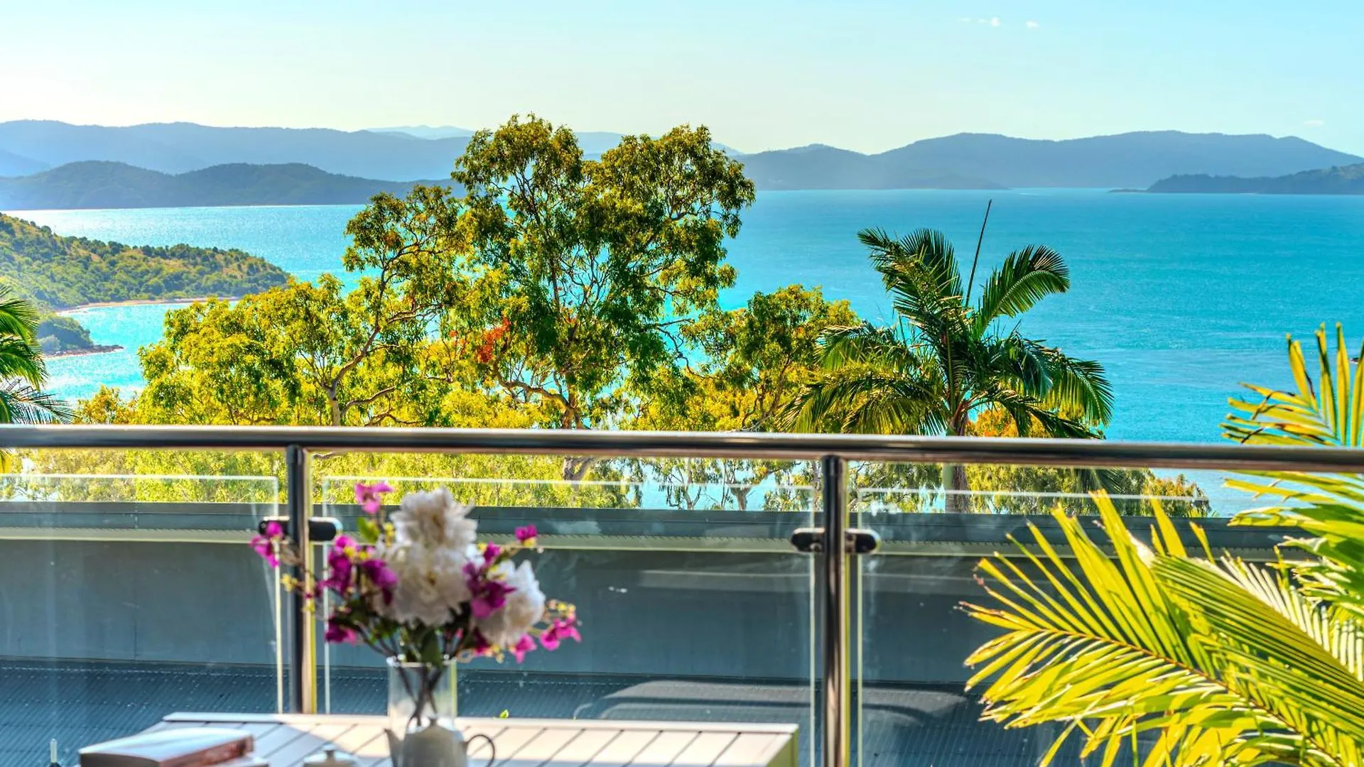 Pinnacle Apartments Hamilton Island