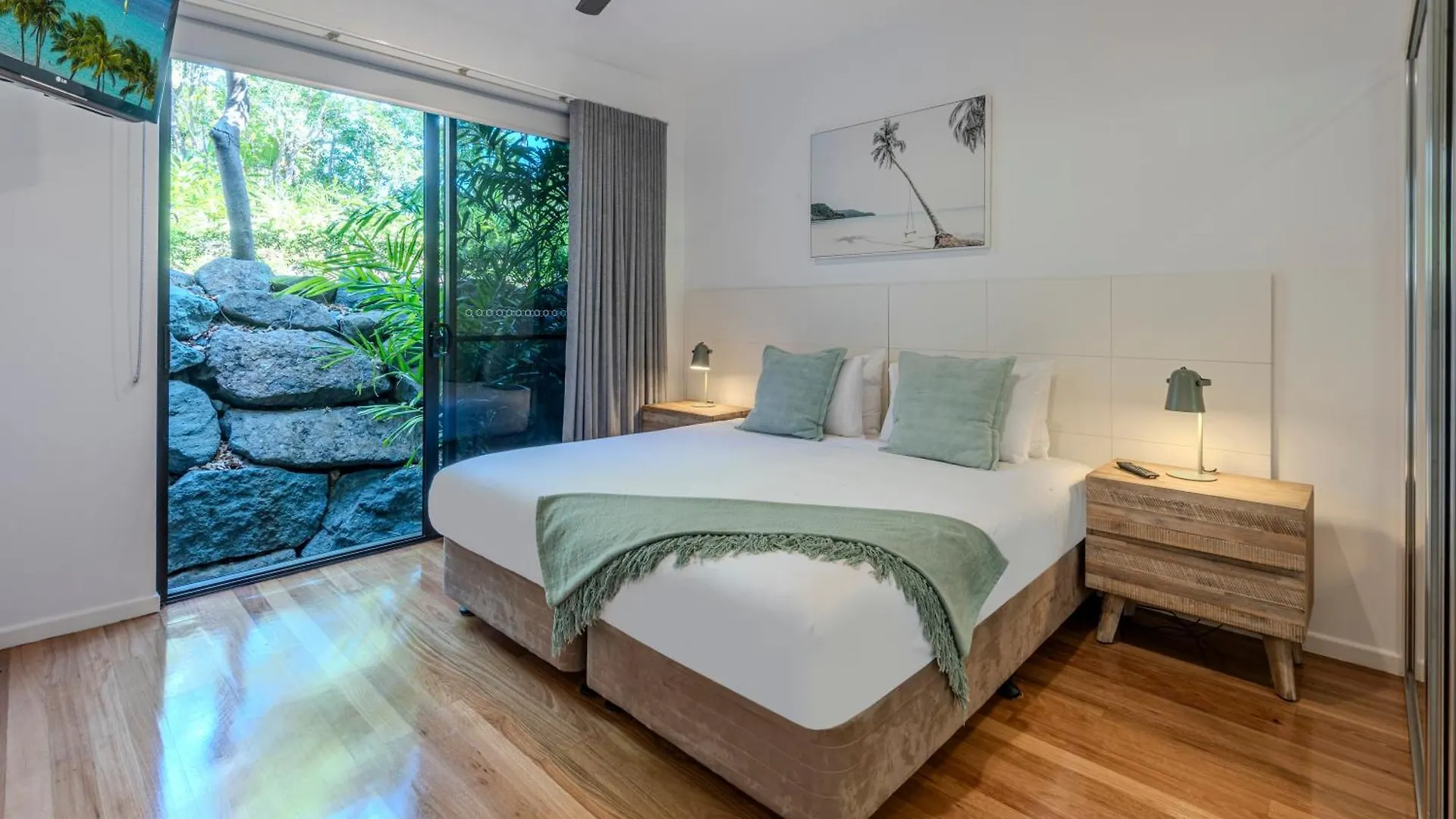 *** Aparthotel Pinnacle Apartments Hamilton Island Australia